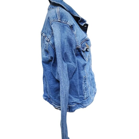 Torrid Denim Jacket Size 2/2X Pockets Button Front - Picture 3 of 8